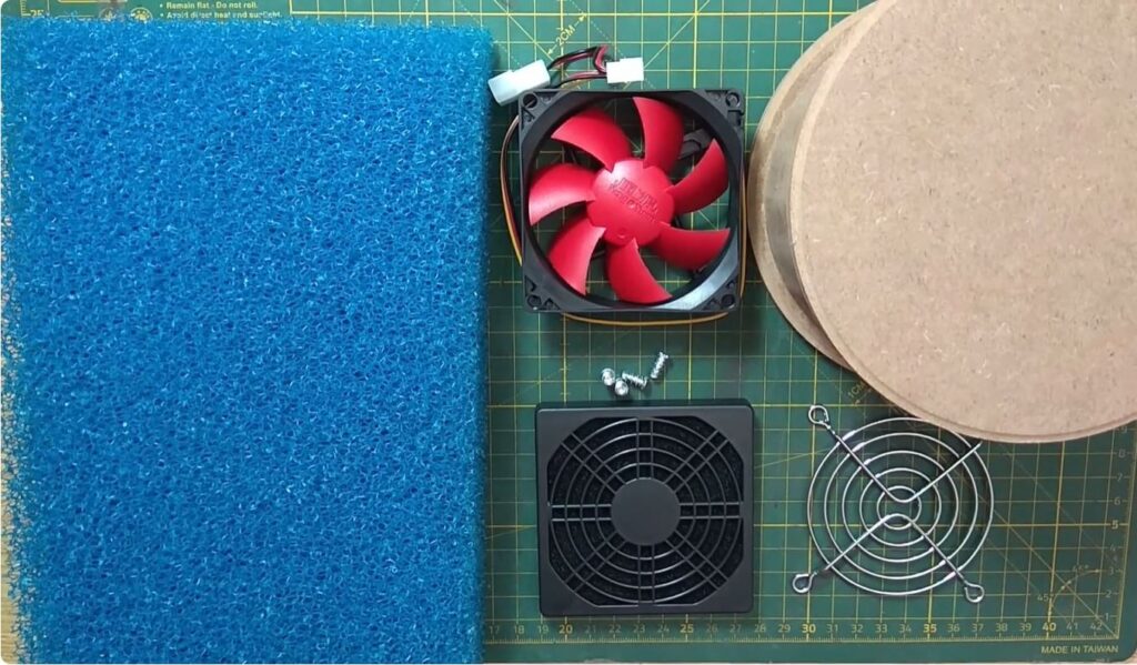 DIY smoke extractor for soldering