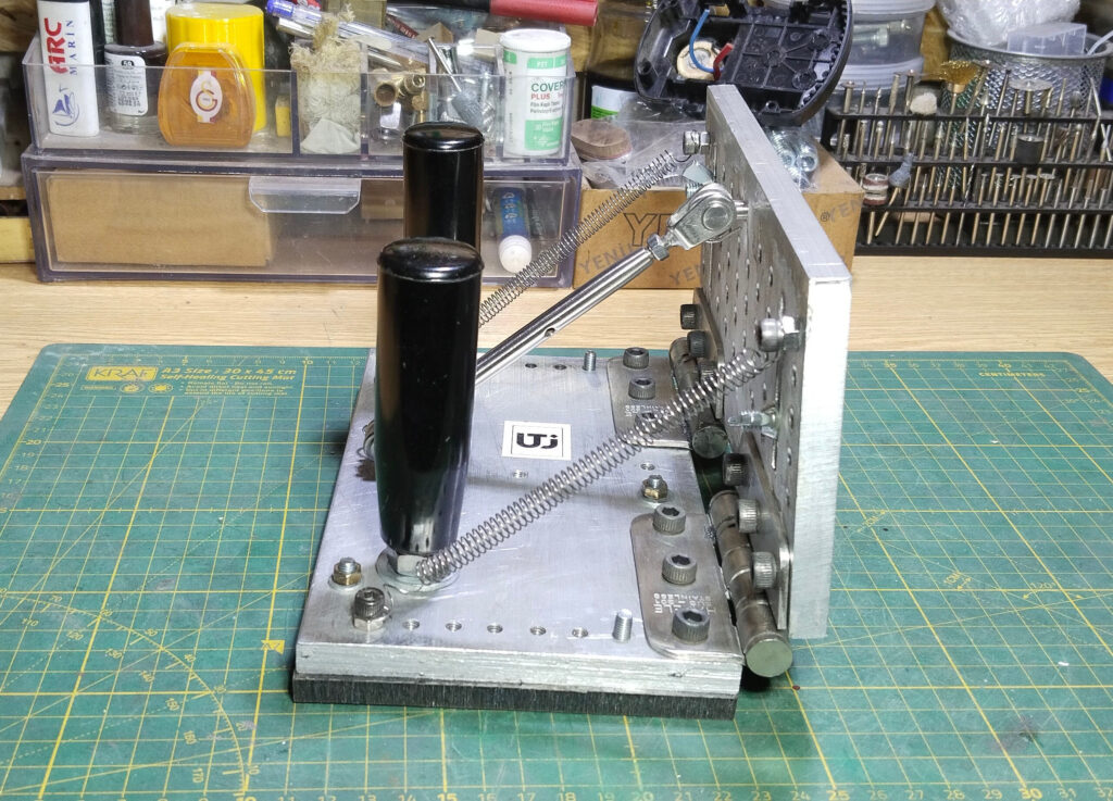 professional knife sharpening jig setup